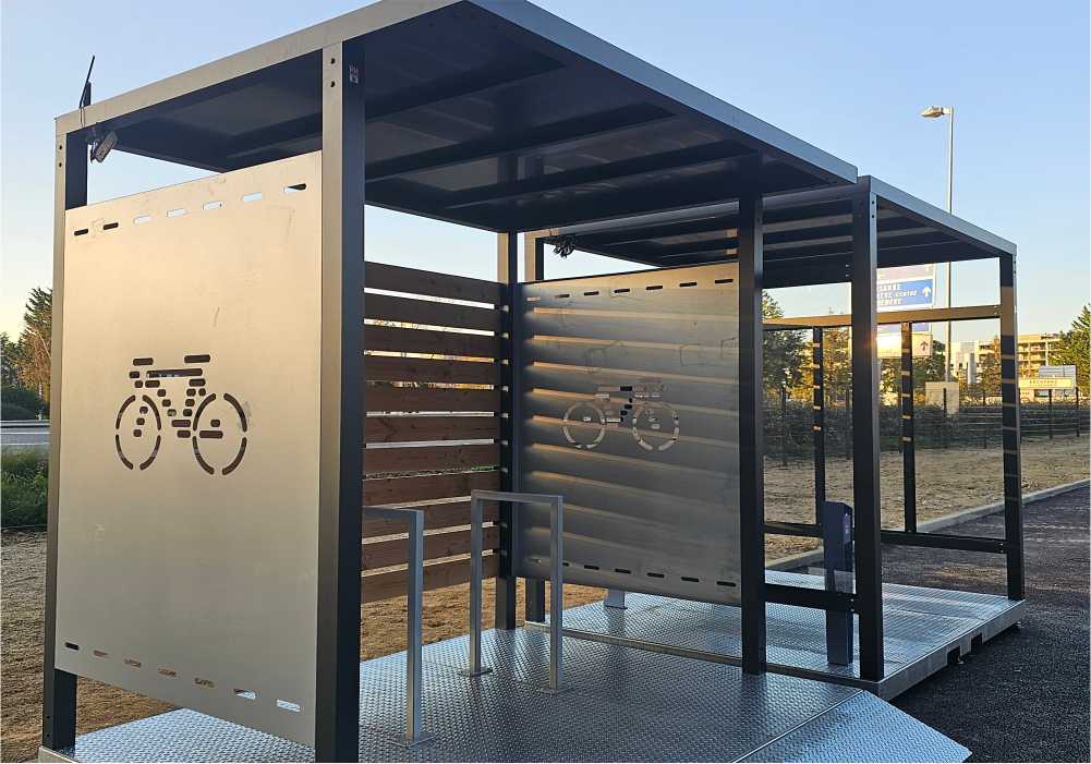 Mobilier urbain en métallerie sur mesure
